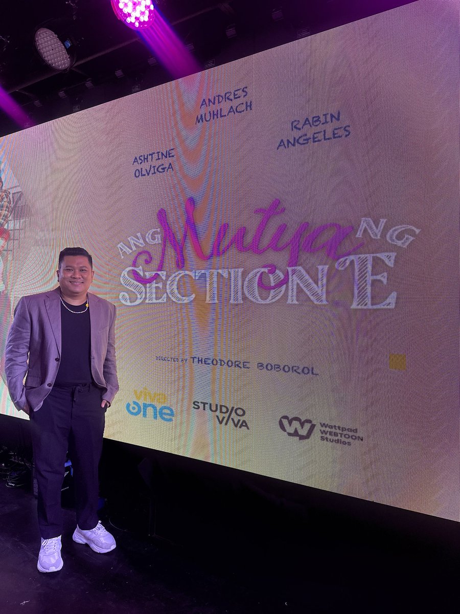 starhuntabscbn's tweet photo. LOOK: Direk #TheodoreBoborol at the Media Conference of his new digital series, Ang Mutya Ng Section E! ✨️
@TheodoreBoborol #SectionEMediaCon #TatakStarMagic https://t.co/xzIWnZ96yE