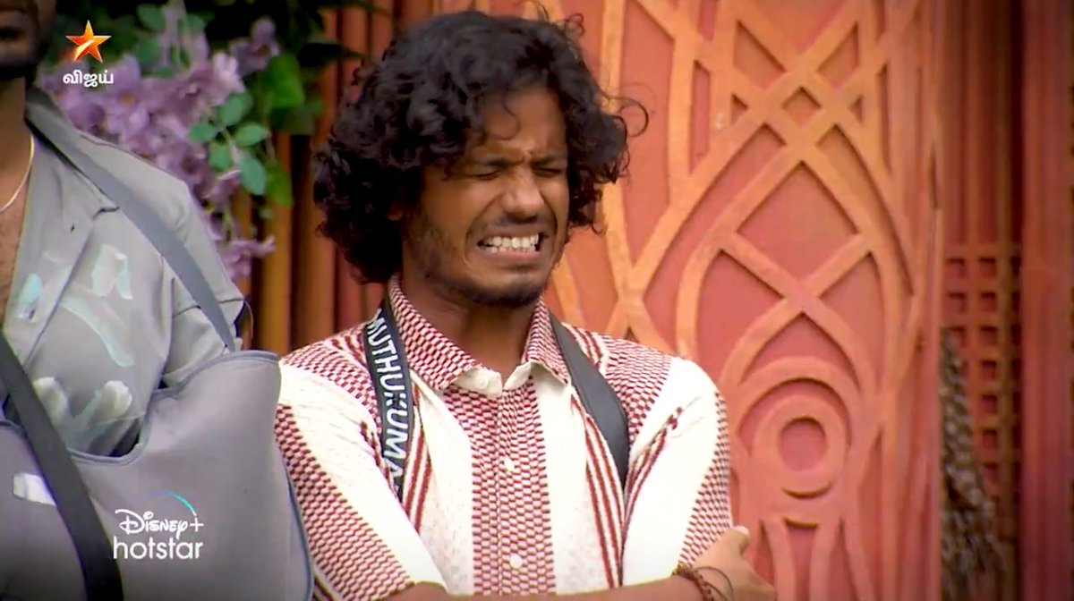 Tamil_Pen_Pulse's tweet image. 📌#Promo2 ~ #Muthukumaran You are a Good hearted Person ~ I guess you supported #Pavithra to win the Captaincy as she was longing to win for a while .. ! 🥹♥️💔💔💔 Stay Strong Muthu 🥹🫰
@vijaytelevision #Biggbosstamil  Athepd Muthu ku matum Rules thaniya vachurpinga polaiyae?…