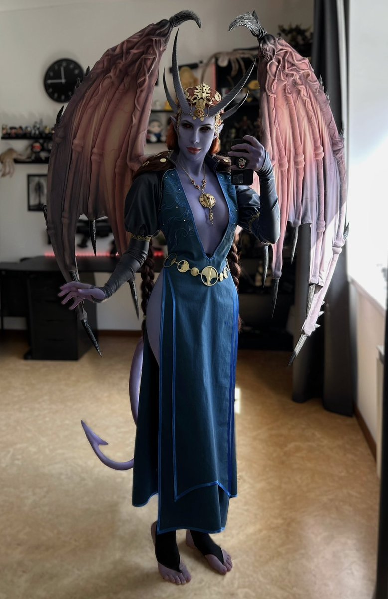Frau_Haku's tweet photo. Perhaps I can start summing up the year? 
And I'll probably start with the fact that I literally fell in love with Baldur's Gate 3. Well and made 8 cosplays of this game ♥️ https://t.co/RoGUfLKXKd