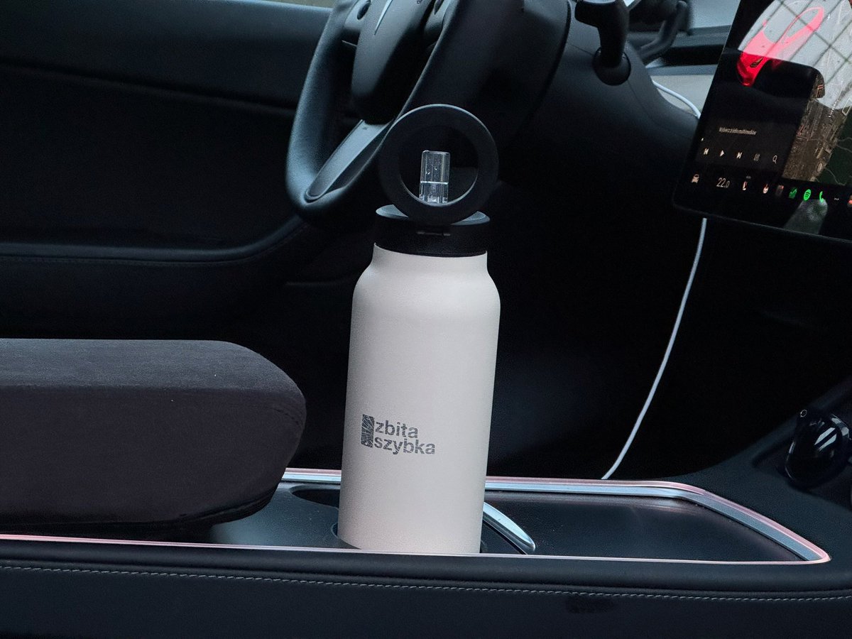 ZbitaSzybka tweet media