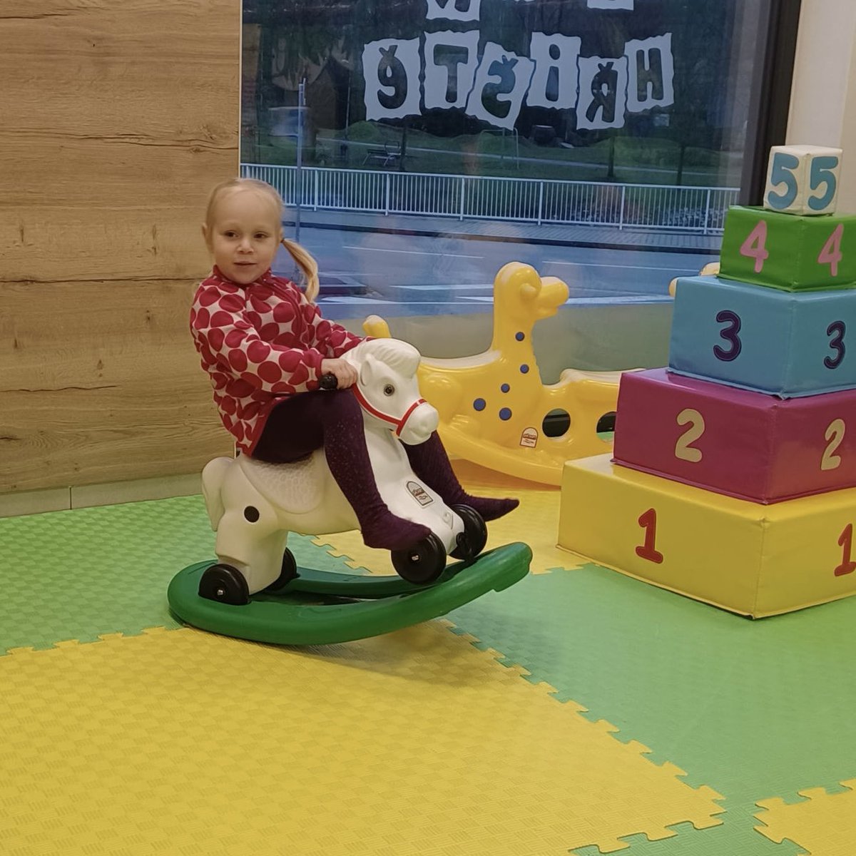 skolamachov's tweet image. DŽUNGLE 🦒
Žabičky na výletě v Hronově.
#skolka #deti #vylet #kindergarten #kids #children #trip