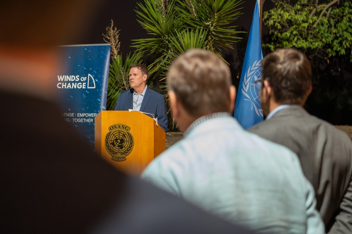 UN_CYPRUS's tweet image. #YearInReview: In October, top @UN official in #Cyprus, Colin Stewart hosted the Cyprus premiere of #WindsofChange, a 📽️ chronicling the historic circumnavigation of the island. Stewart highlighted how sport can break barriers and build bridges between communities. #UNCyprusTalks
