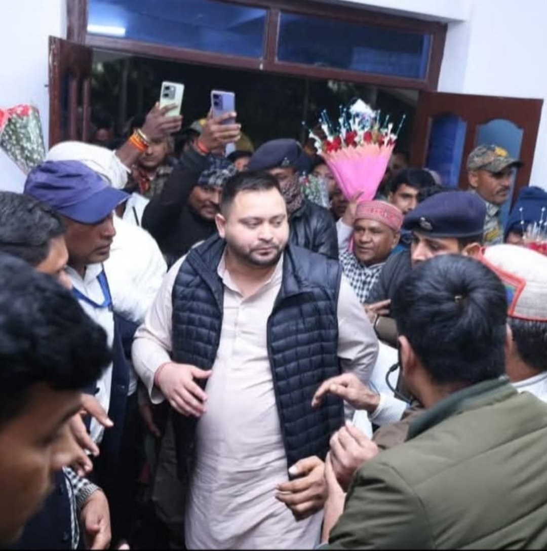 200 यूनिट बिजली मुफ्त देने की घोषणा के बाद तेजस्वी ने फिर किया बड़ा ऐलान!
"माई बहिन मान योजना”
 कहा-हमारी सरकार बनी तो हर महिला को देंगे 2500 रूपया महीना।
#TejashwiYadav 
#BiharHaiTaiyar 
#BPSC_SHIKSHA_SATYAGRAH #BPSCStudentsProtest #bpsc_ re_exam_ all