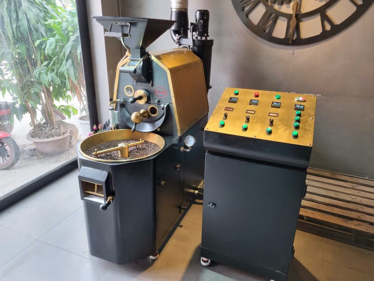 Mars_Roaster's tweet image. Mars 03 final version of 2024 - Promise of new Mars 03 version in 2025 - Mars Roaster 
---
marsroaster.com
youtube.com/@MarsRoaster
---
#coffeeroaster #roastermachine #automatic #hotair #mars03 #Coffee