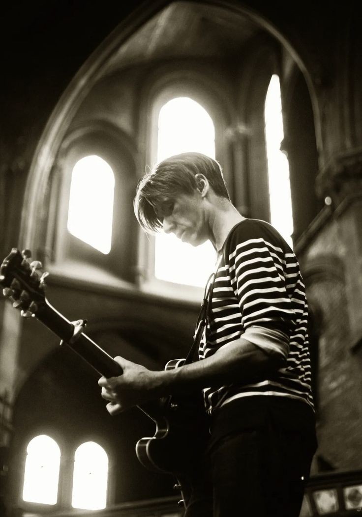 bernard butler daily (@bernardbdaily) on Twitter photo 