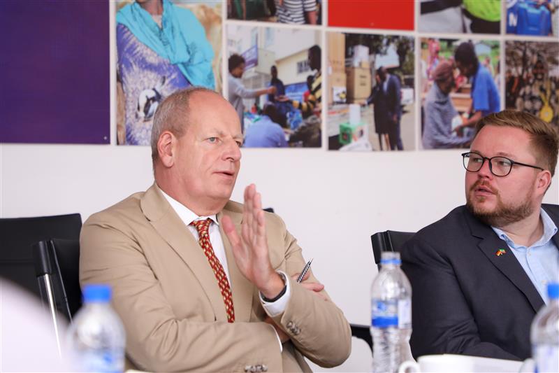 IOMEthiopia's tweet image. Honored to host German Ambassador to Ethiopia, Jens Hanefeld, and resident German Ambassador to Sudan, along with their embassy teams at our office.

Great discussions on visa facilitation, family reunification, and enhancing safe &amp;amp; #RegularPathways for #migrants