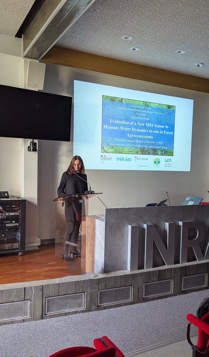 AgroResonance's tweet photo. Congratulations to @Shan_Blystone  for her PhD on the "Evaluation of a new NMR sensor to measure water dynamics in-situ in forest agroecosystems". @HCochard #GuilhemPages @CarelWindt #MajaMusse #JaneRoche #EricThiaudiere #MarieBéatriceBogeat #OutLabMRI https://t.co/Dj4bhfylSL