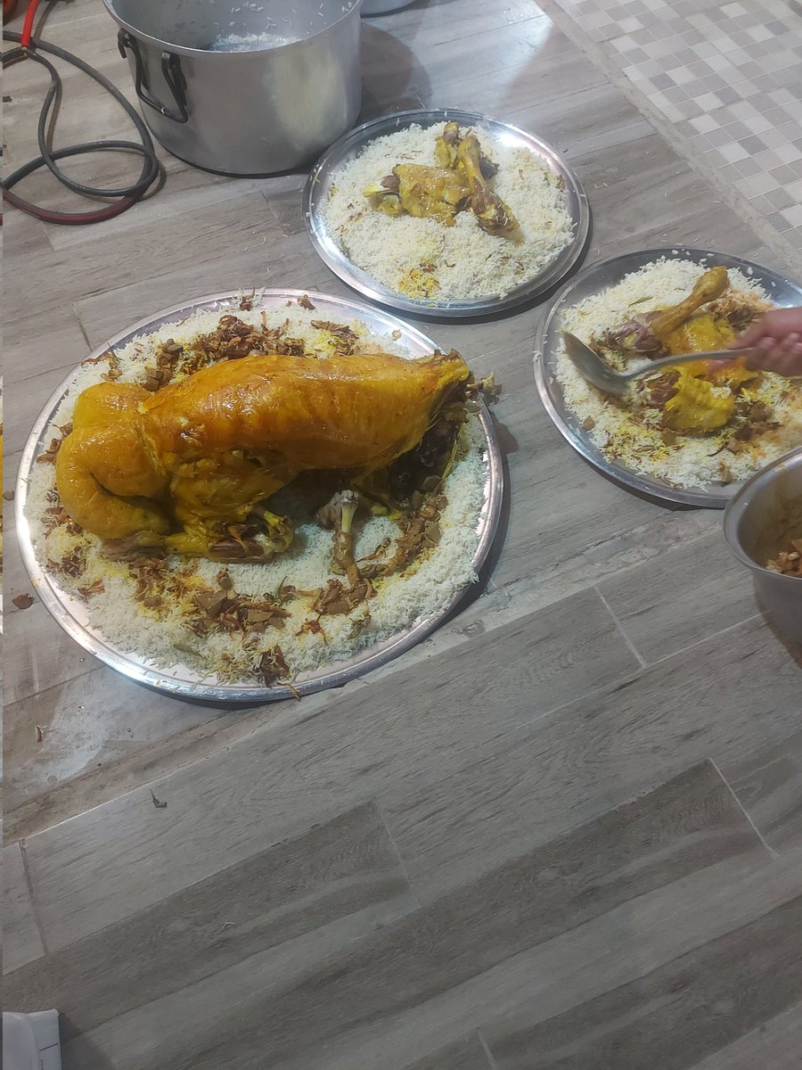 طباخ سوداني ماهر لجميع المناسبات الحفلات الكشتات ابويوسف