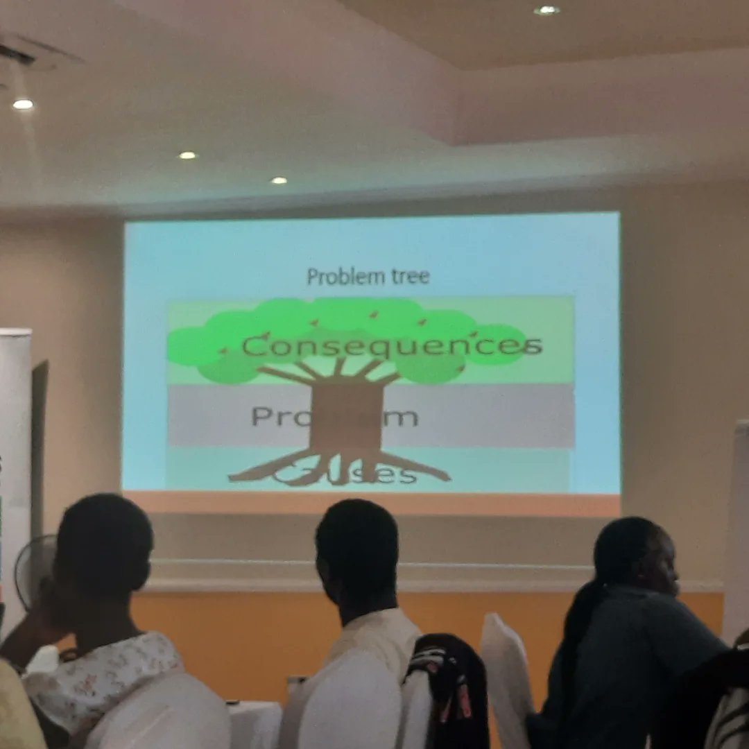 Day 4 LREB's Youth Climate Financing Workshop. Massive appreciation to the @nemakenya representatives for facilitating the workshop on how youth can develop bankable projec
@undpkenya @unicef_kenya <a href="/Environment_Ke/">Ministry of Environment, Climate Change & Forestry</a>
#NDCYouthKe 
#YouthClimateFinancing