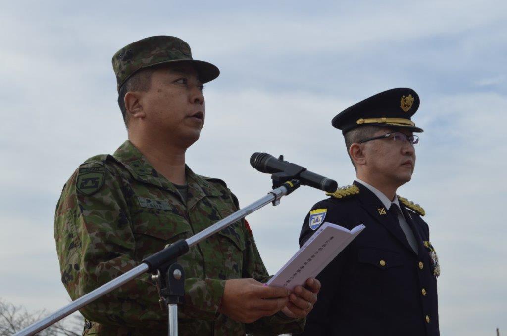 連隊長着任行事（西部方面特科連隊） 西部方面特科連隊は新連隊長 廣田