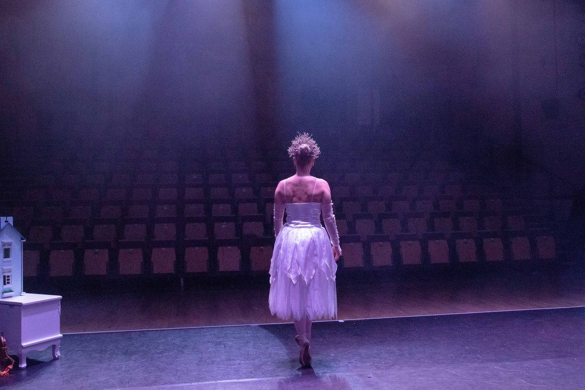 Make this holiday season unforgettable! Join us for The Nutcracker at the iconic Sadler’s Wells Theatre, London. Stunning ballet, festive joy—27th Dec to 5th Jan. ❄️

🎟️ Secure your tickets now: bit.ly/4fijt8V

#HolidayMagic #NutcrackerBallet #LetsAllDance #BalletForKids