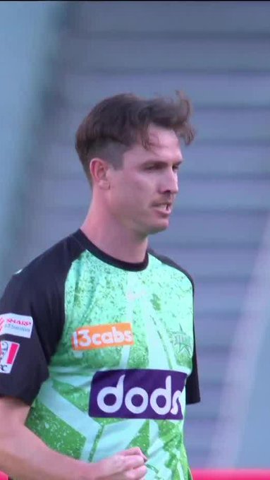 Seed from Adam Milne 🔥 📹 Credits: Twitter/BBL