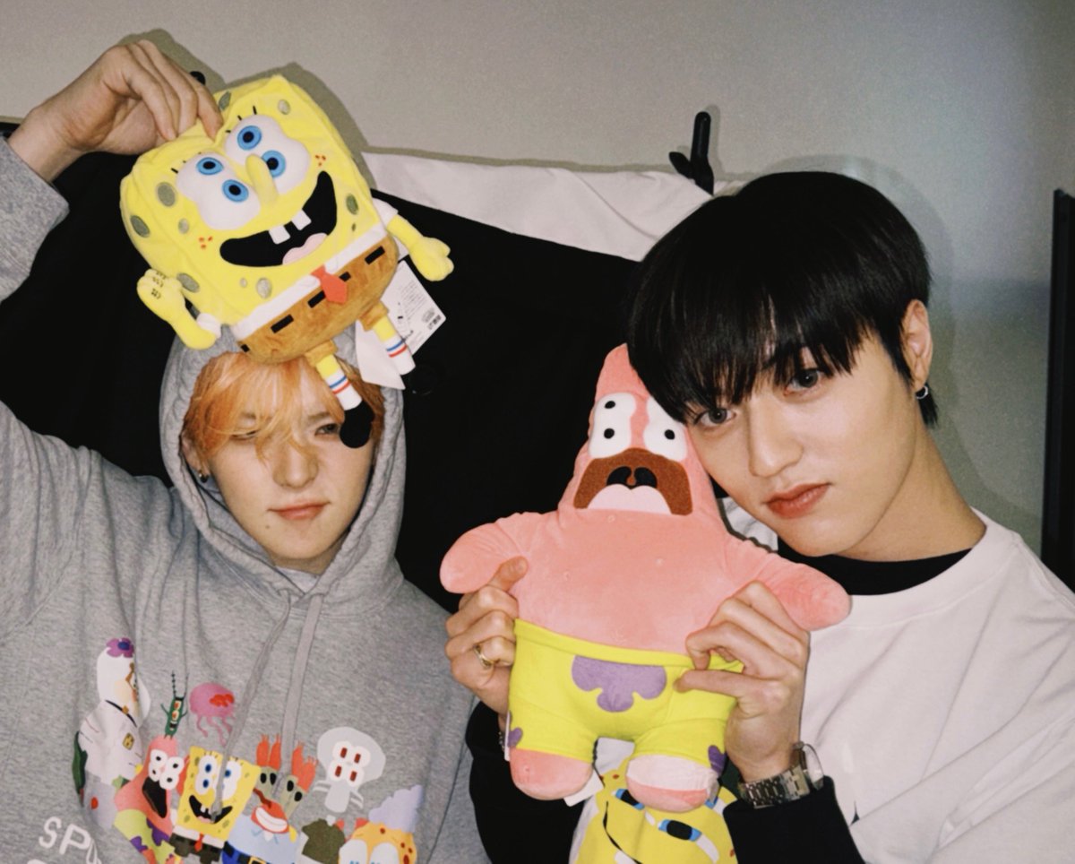 [241220] 🐯트레저 요시🌟위버스

"UNIQLO x CPFM x Sponge bob🫶🏼"

トレジャーヨシ
TREASURE YOSHI
<a href="/treasuremembers/">TREASURE</a>