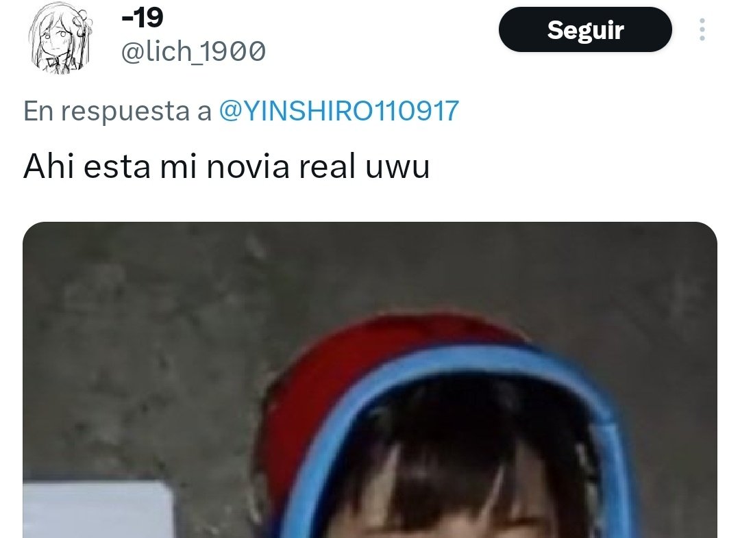 shirwoni's tweet photo. @Elibelykely El dibujo en cuestión es la foto de una niña real de 9 años siendo sexualizada  😮‍💨 https://t.co/2EZi2wL2B5
