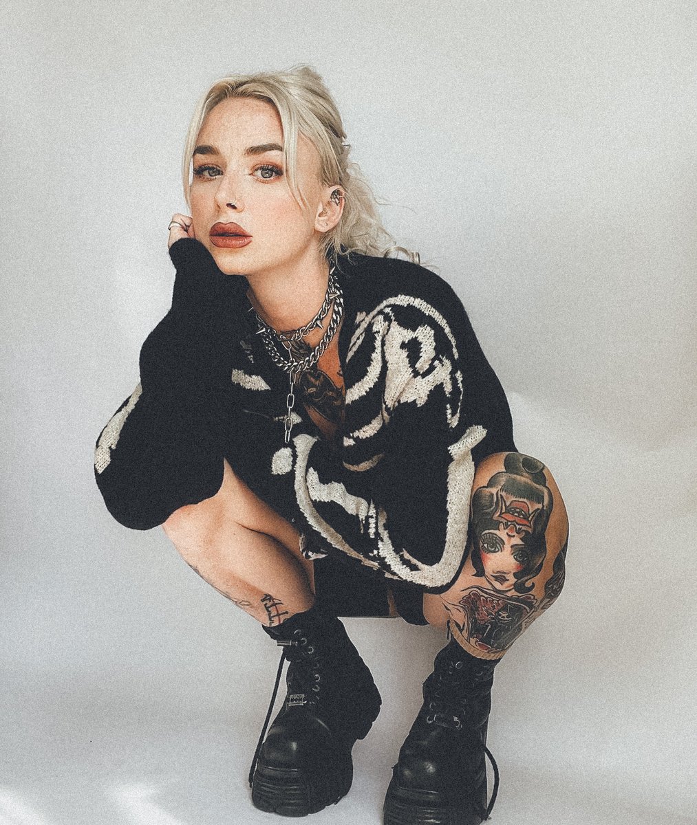 𝖔𝖙𝖍𝖊𝖗 tweet media