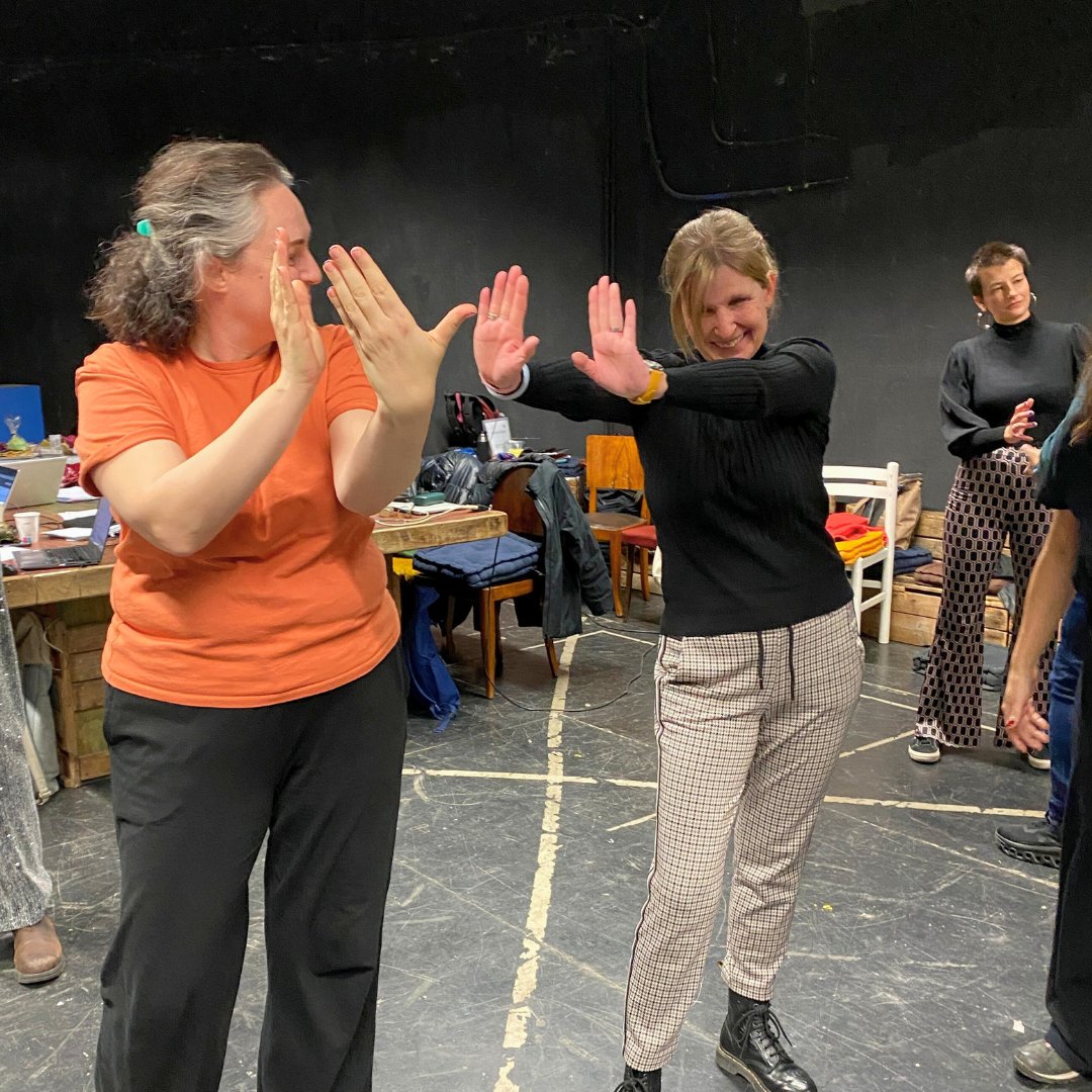 Priscila tweet media