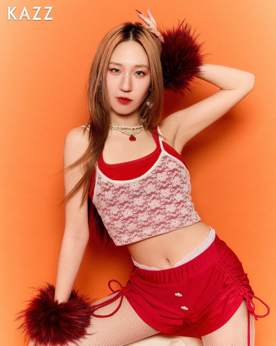 Kazzmagazine's tweet photo. 🔥❤️
#ชวนเสวนา #SHALLWE #DEGIFT
#KAZZMAGAZINE https://t.co/sZ0alNPHF0