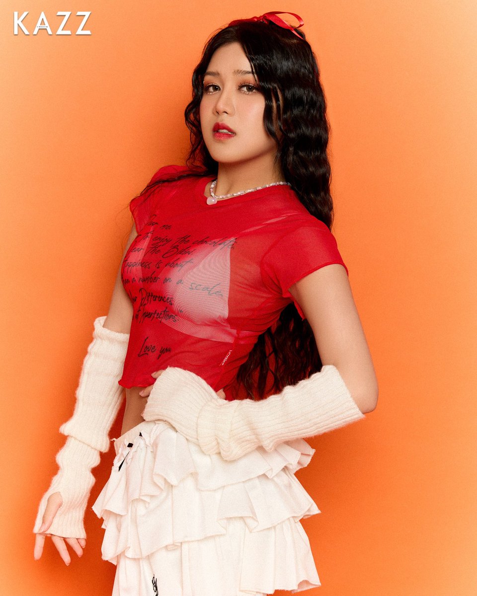 Kazzmagazine's tweet photo. ✨❤️🔥
#ชวนเสวนา #SHALLWE #DEGIFT
#KAZZMAGAZINE https://t.co/PeoPumRQ3L