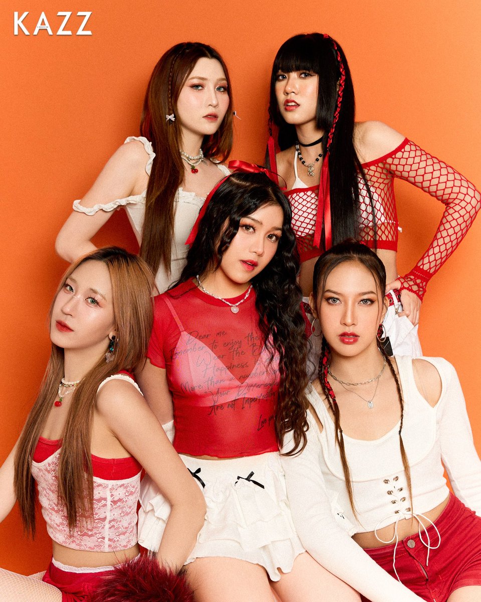 Kazzmagazine's tweet photo. ✨❤️🔥
#ชวนเสวนา #SHALLWE #DEGIFT
#KAZZMAGAZINE https://t.co/PeoPumRQ3L