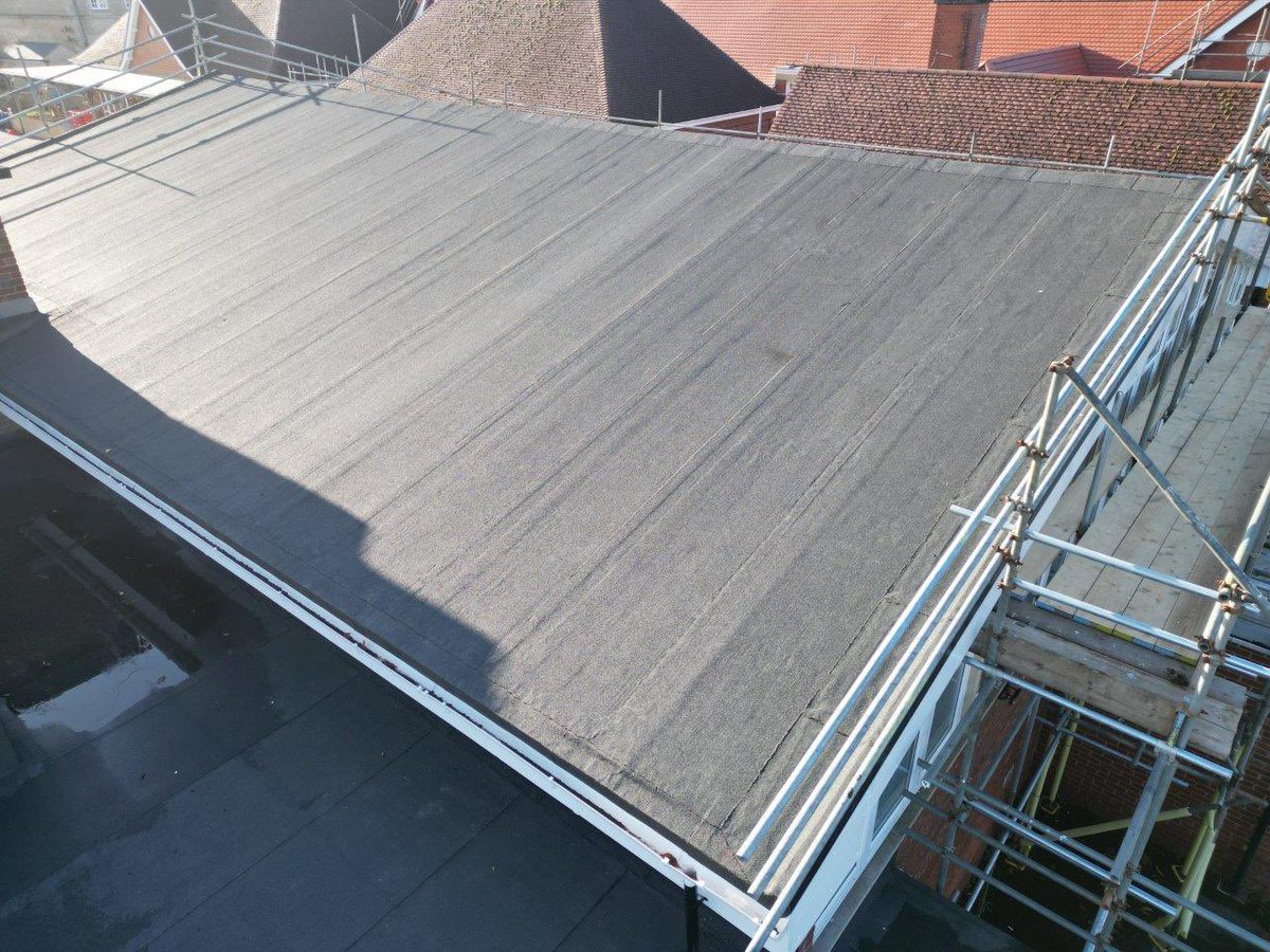 STORMFORCE ROOFING tweet media