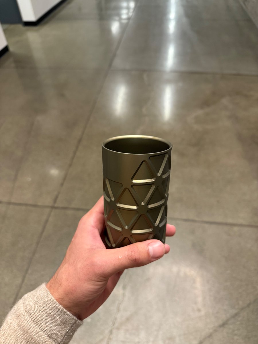 CarlSchoeller's tweet photo. Proud to present the cup with the world’s highest strength to weight ratio! https://t.co/mmtAw49EQy