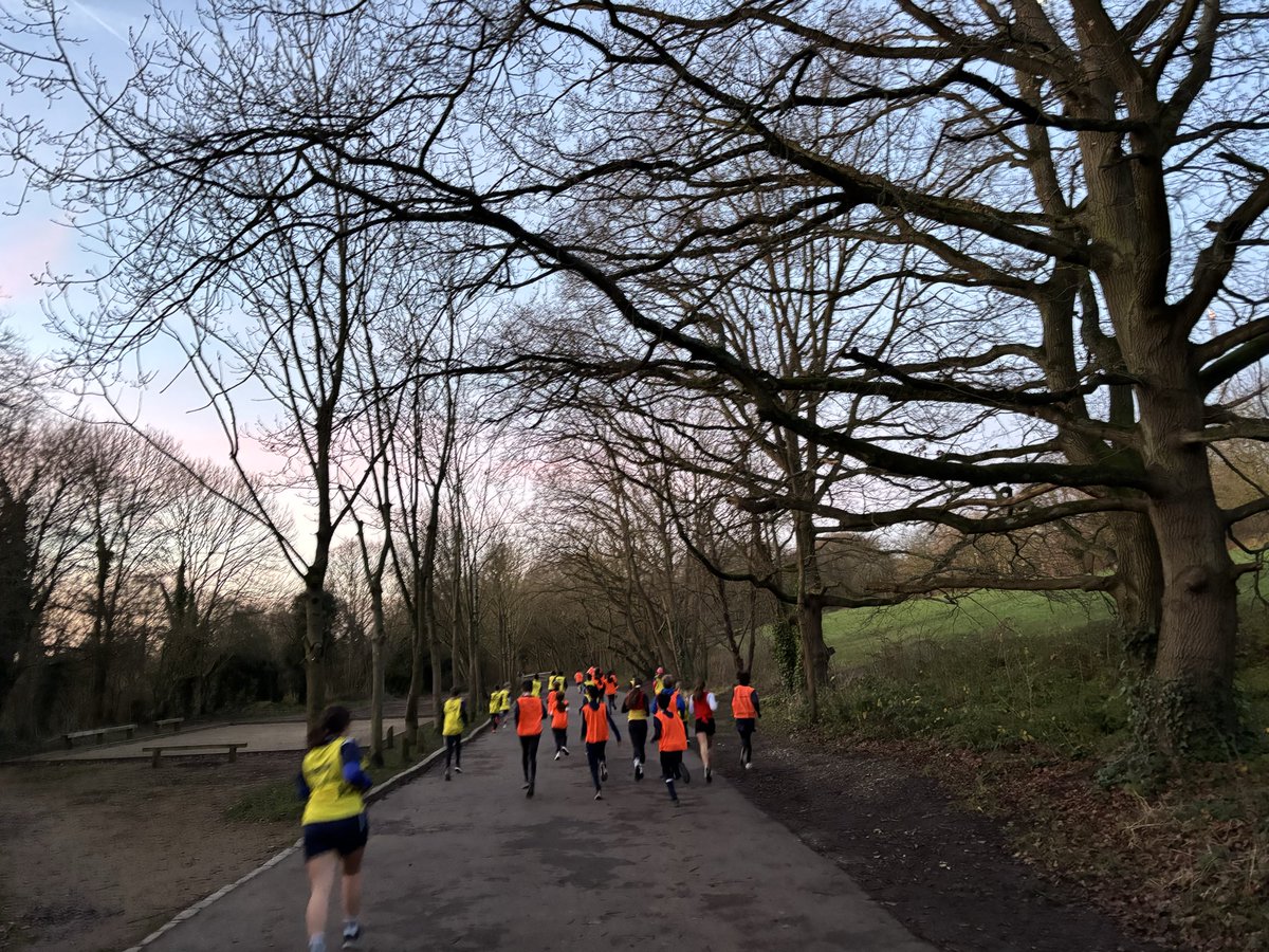 MissMuddN22's tweet photo. Final HHS running club of 2024 - 38 still running on the last day!! https://t.co/N3QN6SIWjB