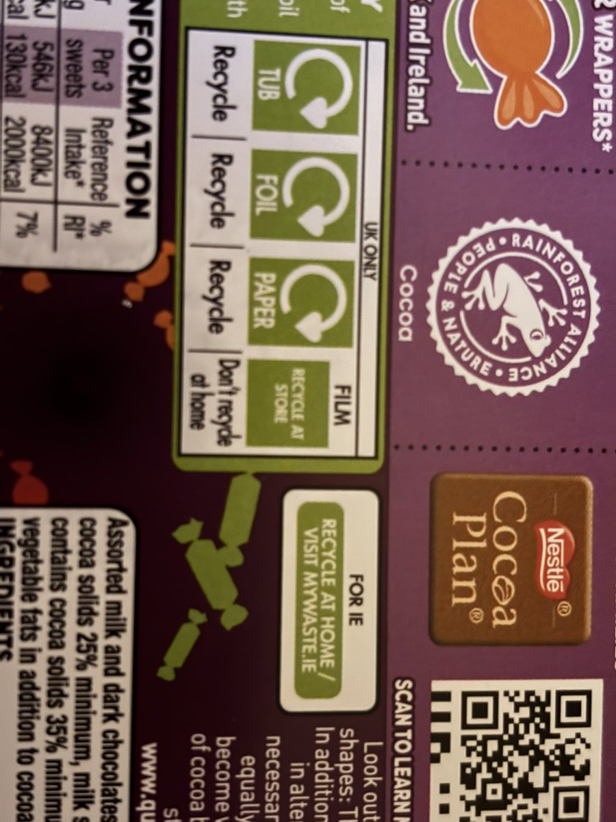 N1Clare's tweet photo. Hi @Nestle 
I’m trying to follow the #recycling instructions for quality street.

The middle silver packaging in my pic doesn’t feel like foil. How do I recycle it please? It doesn’t tear like foil or paper, it feels like it has plastic in it? https://t.co/PRFVj37Mia
