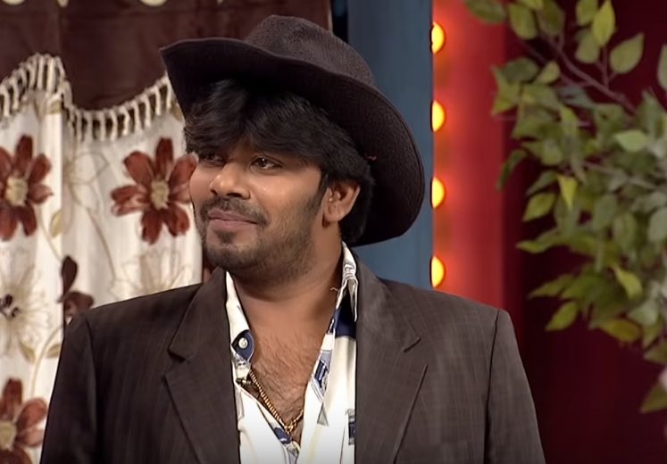 Sudheer_devote's tweet photo. Posting Vintage Pics Of @sudheeranand Annayya 😍 https://t.co/tP9mlXoyrG