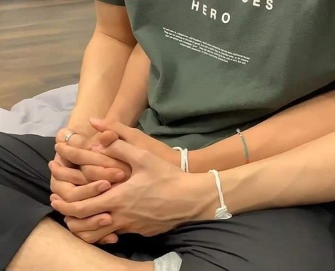 Ini aku dan <a href="/fixedons/">星野, Yuuji.</a> yang lagi nyimak teh.