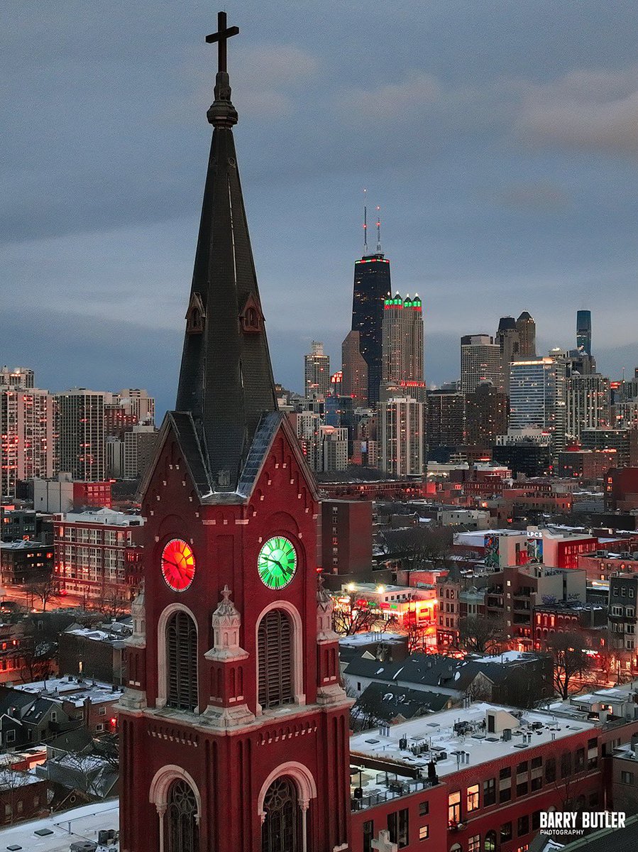 It's Christmas Time.  :)   #Chicago