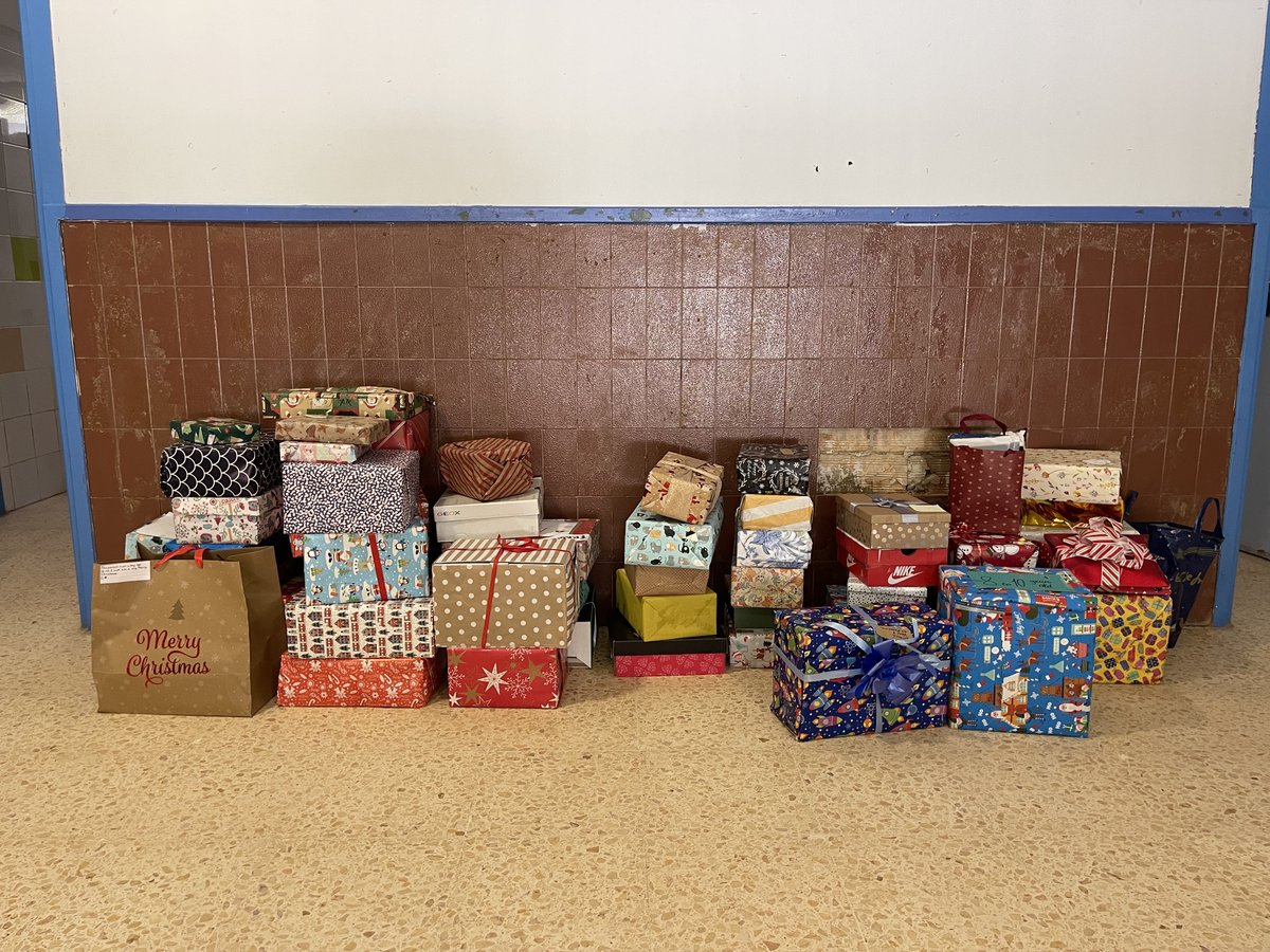 Thanks to the generosity and solidarity of our #BSV community and the #ChristmasShoeBoxAppeal initiative 🎁, we were able to bring a touch of Christmas magic to the students of CEIP Platero y Yo (Aldaia), who have been affected by the DANA. Merry Christmas!🎄✨ #CognitaWay