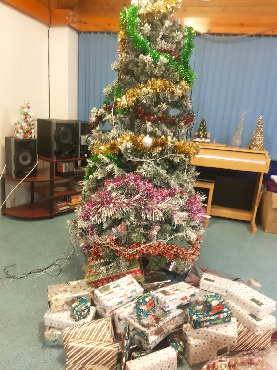 A massive thank you to @ManAirport for their generosity! ✈️✨ 

They donated 70 gifts and 15 hampers to our sheltered housing, bringing joy to our residents and making the holidays extra special for them. We’re truly grateful for their ongoing support 💝

#Wythenshawe
