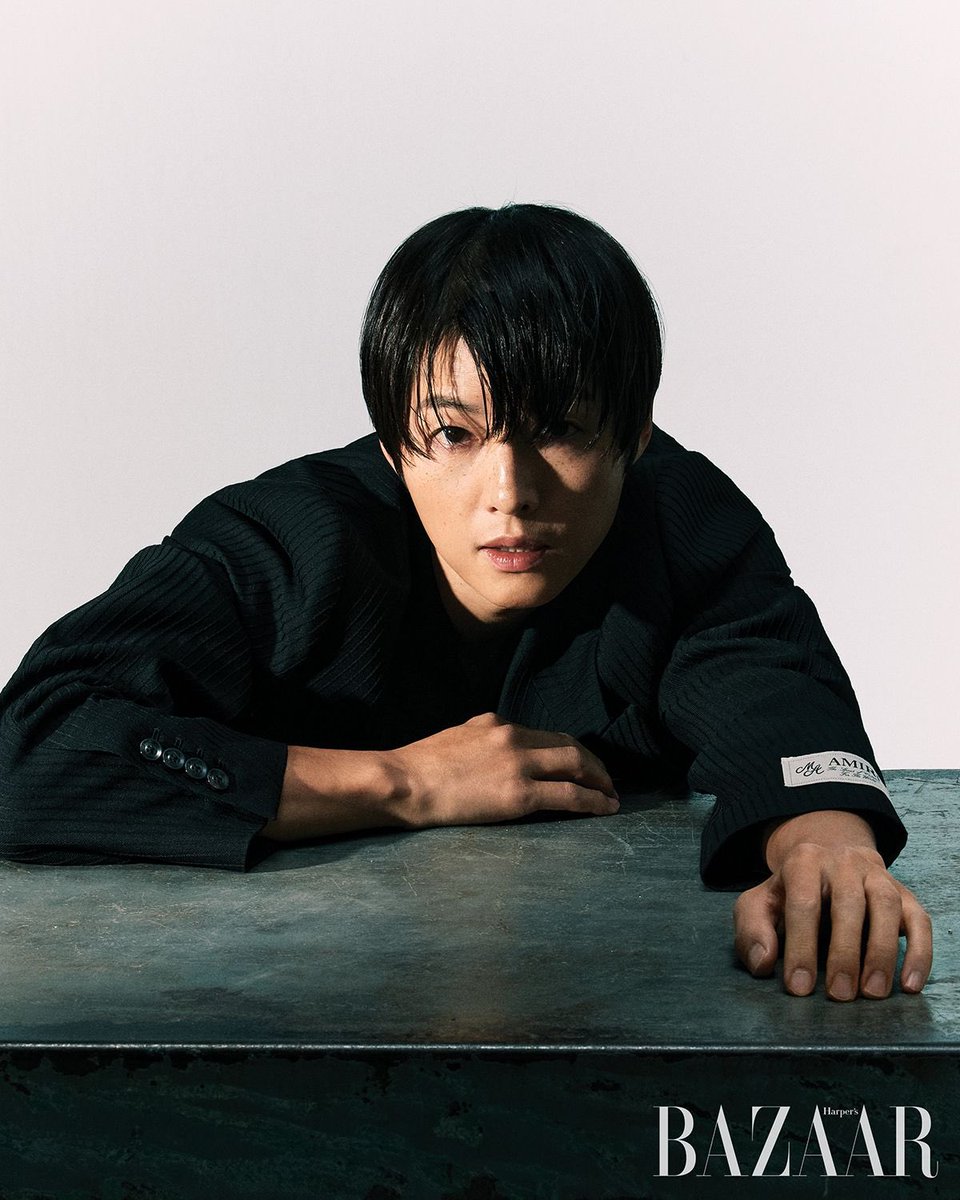ArabJoongki's tweet photo. تم الكشف عن صور شهر يناير من مجلة BAZAAR korea🖤✨

(مصدر الصورة: @bazaarkorea)

<بوغوتا: أرض الفرصة الأخيرة> الافتتاح الكبير في دور العرض في 31 ديسمبر

#SongJoongki #BogotaCityOfTheLost #송중기 https://t.co/dSoYVOourc