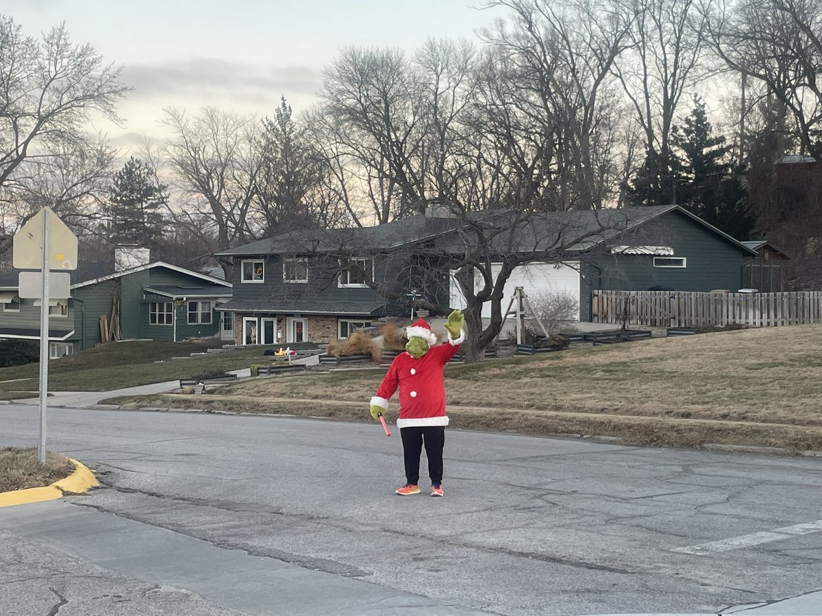Birchcrest School tweet media
