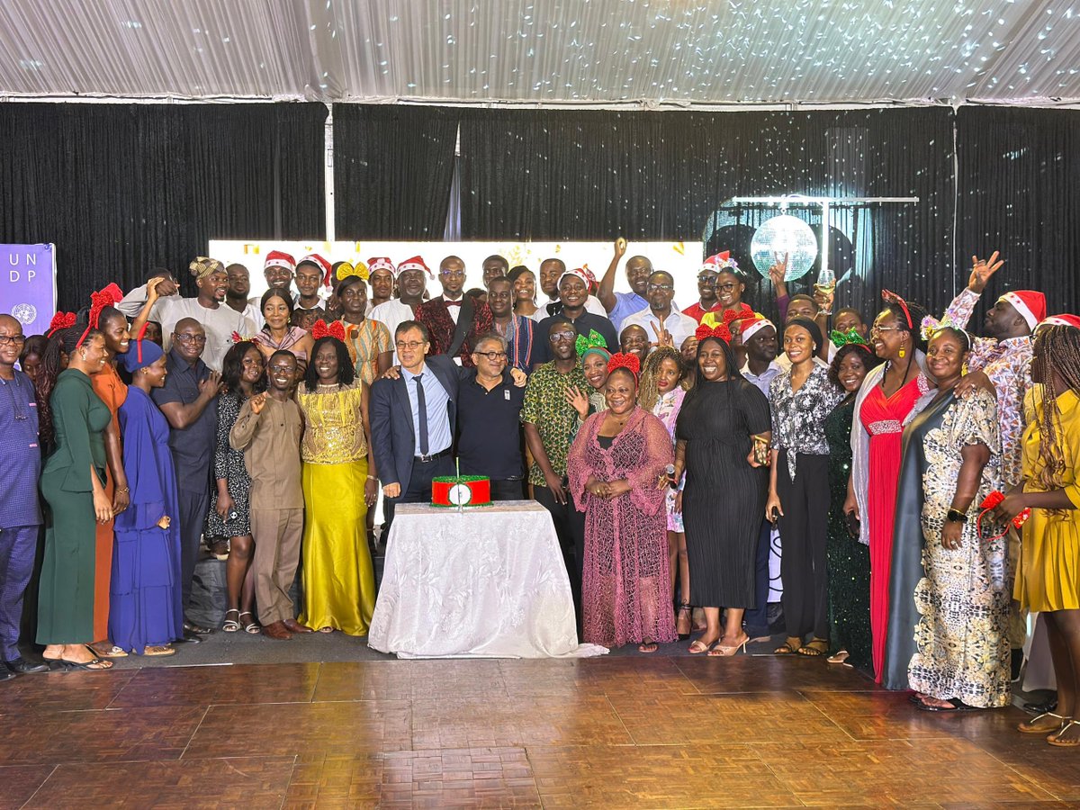 UNDPGhana's tweet photo. His dedication and resolute commitment to improving staff welfare & driving transformative initiatives have left a lasting impact on the @UNDPGhana office.

During his tenure as the Dep. Res Rep, we tripled our budget & secured significant funding for initiatives advancing the #SDGs.

@khoshmukhamedov, thank you for your hard work, passion, & the legacy you’ve built. We wish you success in your new role!