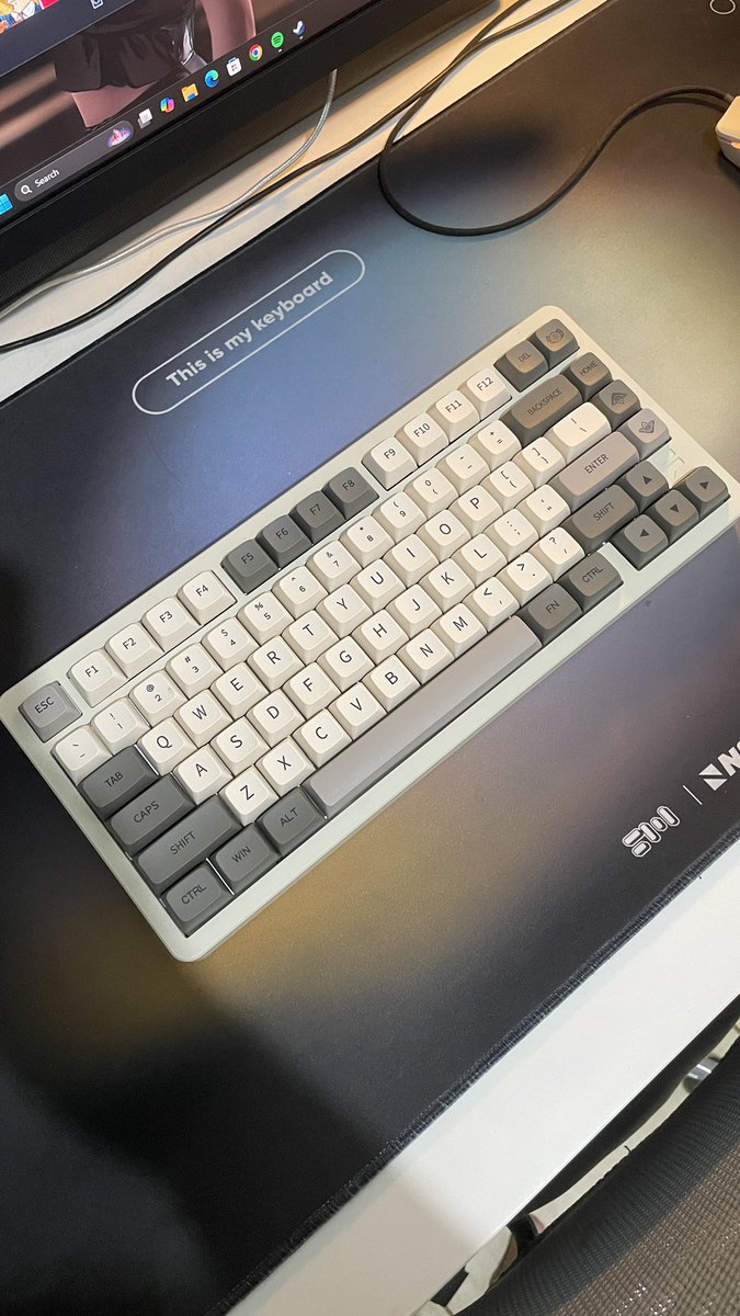 usersaygreyy's tweet photo. rate for this dudee

#f75 https://t.co/odIdLt7pjo