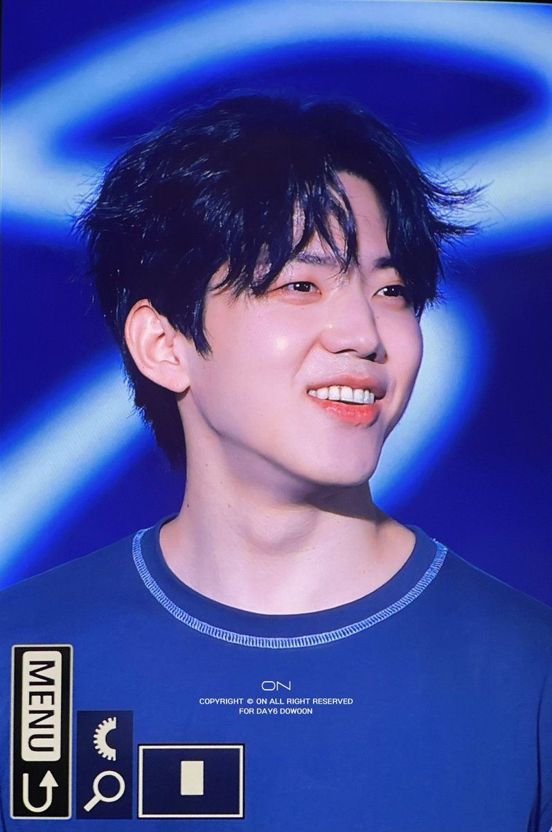 Dorummer_on's tweet photo. 241220 The present
오늘도 뽀용빔 잘 보고 갑니다 (^O^)
#도운 #DOWOON #데이식스 #DAY6 #드럼치는도운이 https://t.co/fHjBYOlK1j