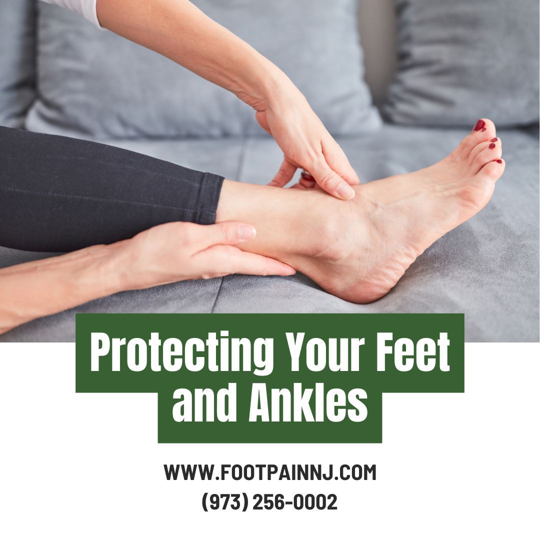AdvancedFootNJ's tweet photo. It’s important to check your feet daily for any signs of problems. Look for cuts, blisters, or changes in skin color. Early detection of issues like bunions, corns, or fungal infections can prevent more serious conditions later on.

Learn More: https://t.co/C7xlYKM0W6
#FootHealth https://t.co/9poiDVuNKA