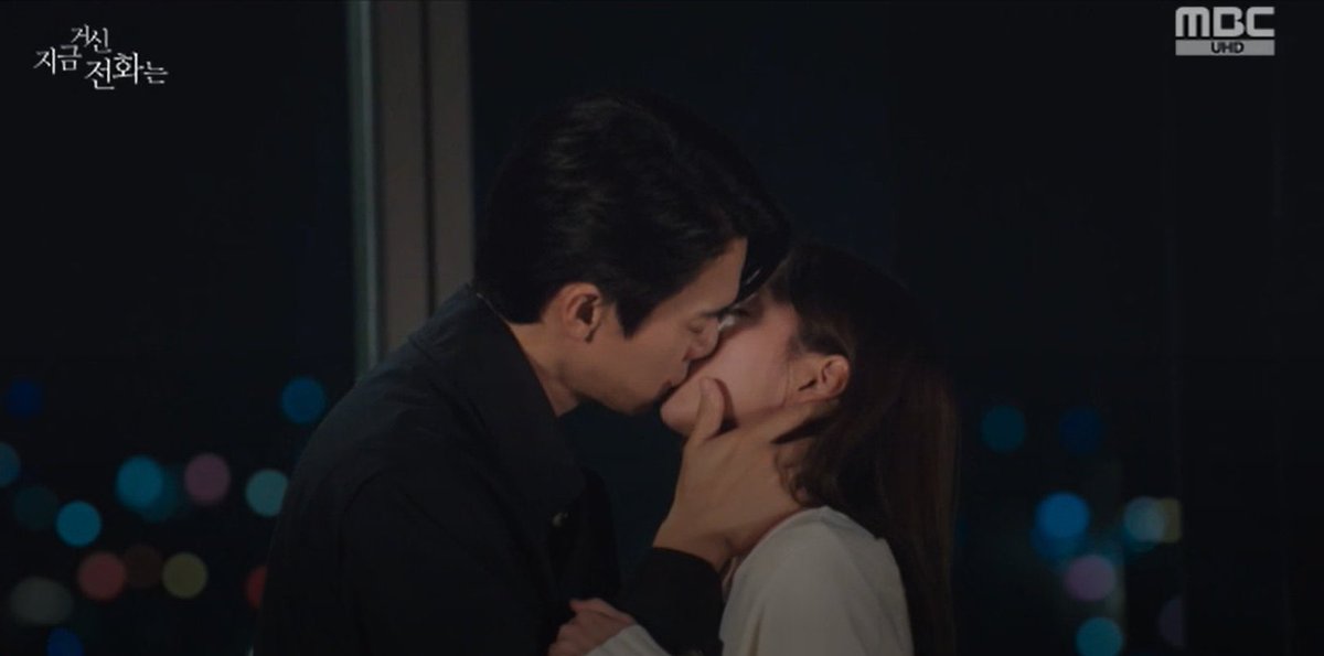 BiaHutche1's tweet photo. OMG THEY KISSED  
#WhenThePhoneRings 
#WhenThePhoneRingsEp7 https://t.co/BR8vjPfye3