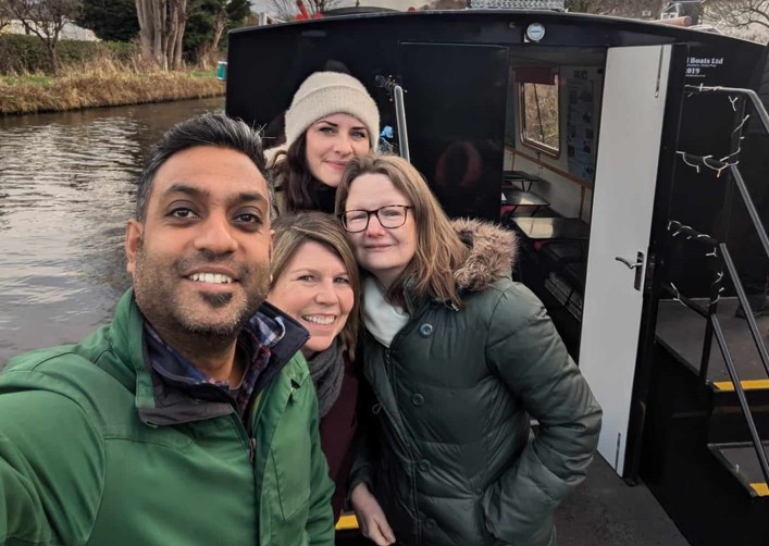 VHSComms's tweet image. VHS wishes everyone a happy festive season and new year. We were excited to finish the year with a visit to VHS member @SortedProject onboard the Panacea canal boat. Such fantastic work is being done to support those in recovery. VHS is closed December 24th &amp;amp; back January 6th.