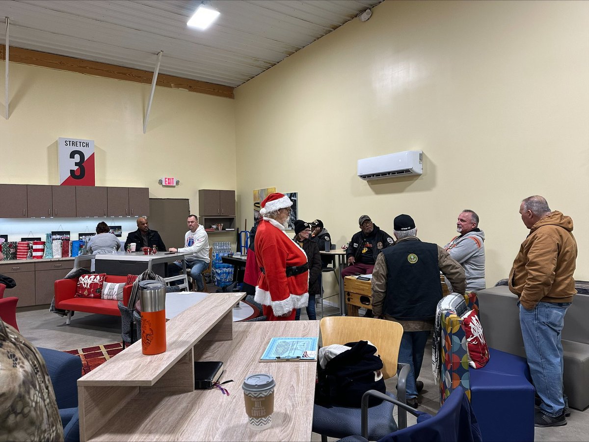 HamiltonCoVets's tweet photo. 🌟The Jamie Penlon- Surprised a Veteran for Christmas” event was a success! DAV CH 115, Colerain Twp Veterans Memorial & VSC joined forces, surprising Vets at their homes with gifts 🎁🎄🇺🇸
#SpreadJoy #HonorAVet #HCVSC #DAV #ColerainTwp #JamiePenlon https://t.co/6ubHEajJXU