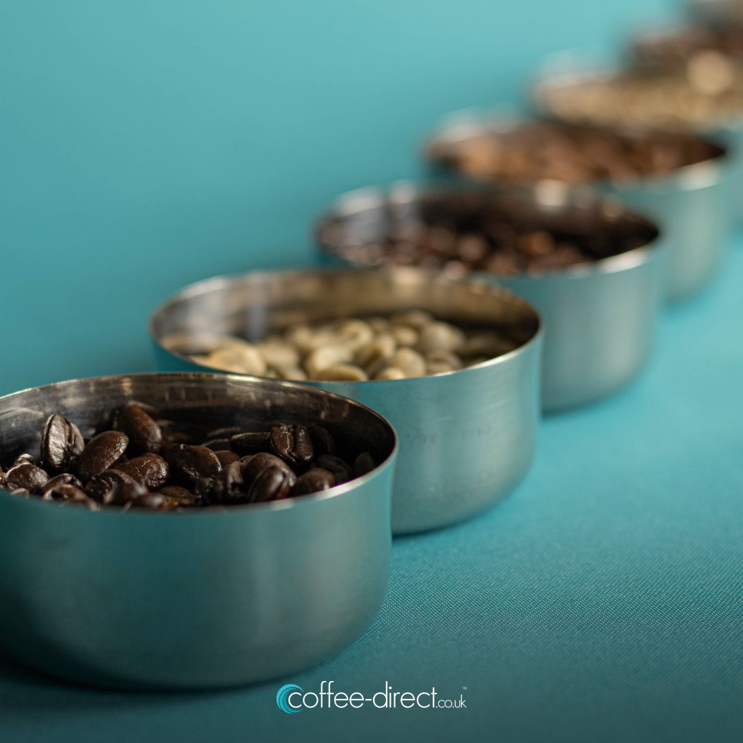 coffeedirectuk's tweet photo. 🙌 This year, make it your resolution to enjoy expertly roasted coffee, freshly prepared just for you. Since 2007, we’ve been crafting over 100 varieties of coffee beans in small batches, with options for every brew style. https://t.co/txMnXWfSgZ https://t.co/paKsQEsij7