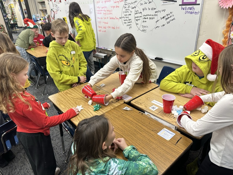 AberdeenOMT's tweet photo. Grinch Day was a huge success at OMT. Students enjoyed playing minute to win it games! #ASDOMT #AberdeenPublicSchools https://t.co/pgsf6pQuX0