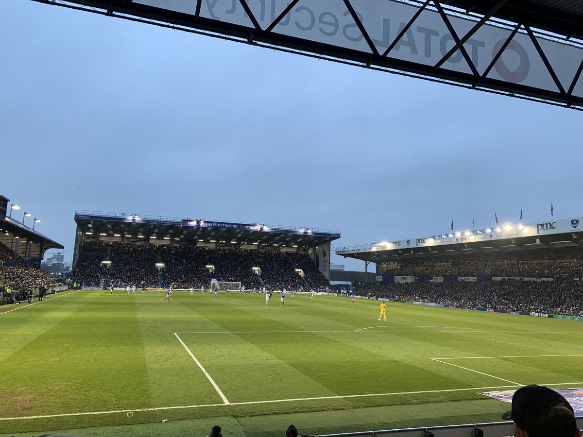 RatedRyantee100's tweet photo. @leytonorientfc Portsmouth all the way back in January! https://t.co/23Sf3Qgsf8