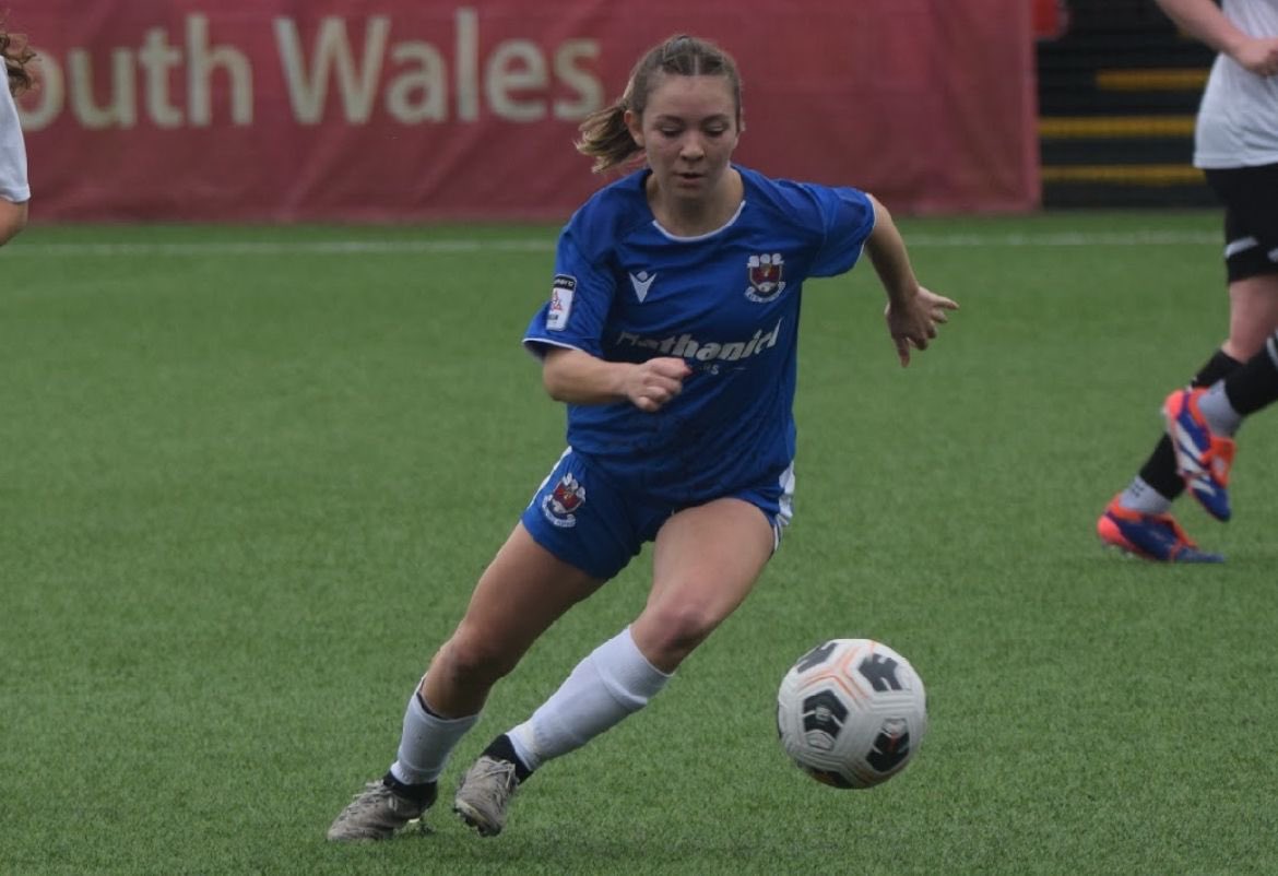 Congratulations to Paige Ward who has been selected to play for Welsh Colleges against England next month. 👏