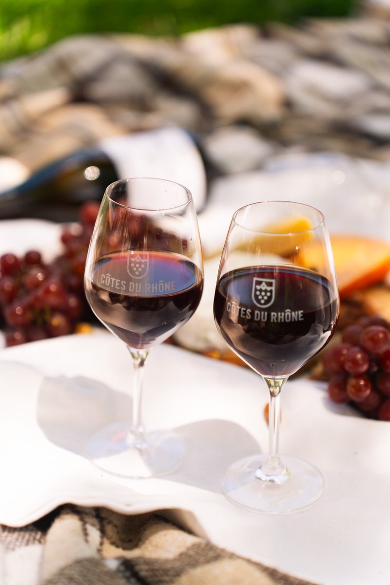 RhoneValleyVineyards tweet media