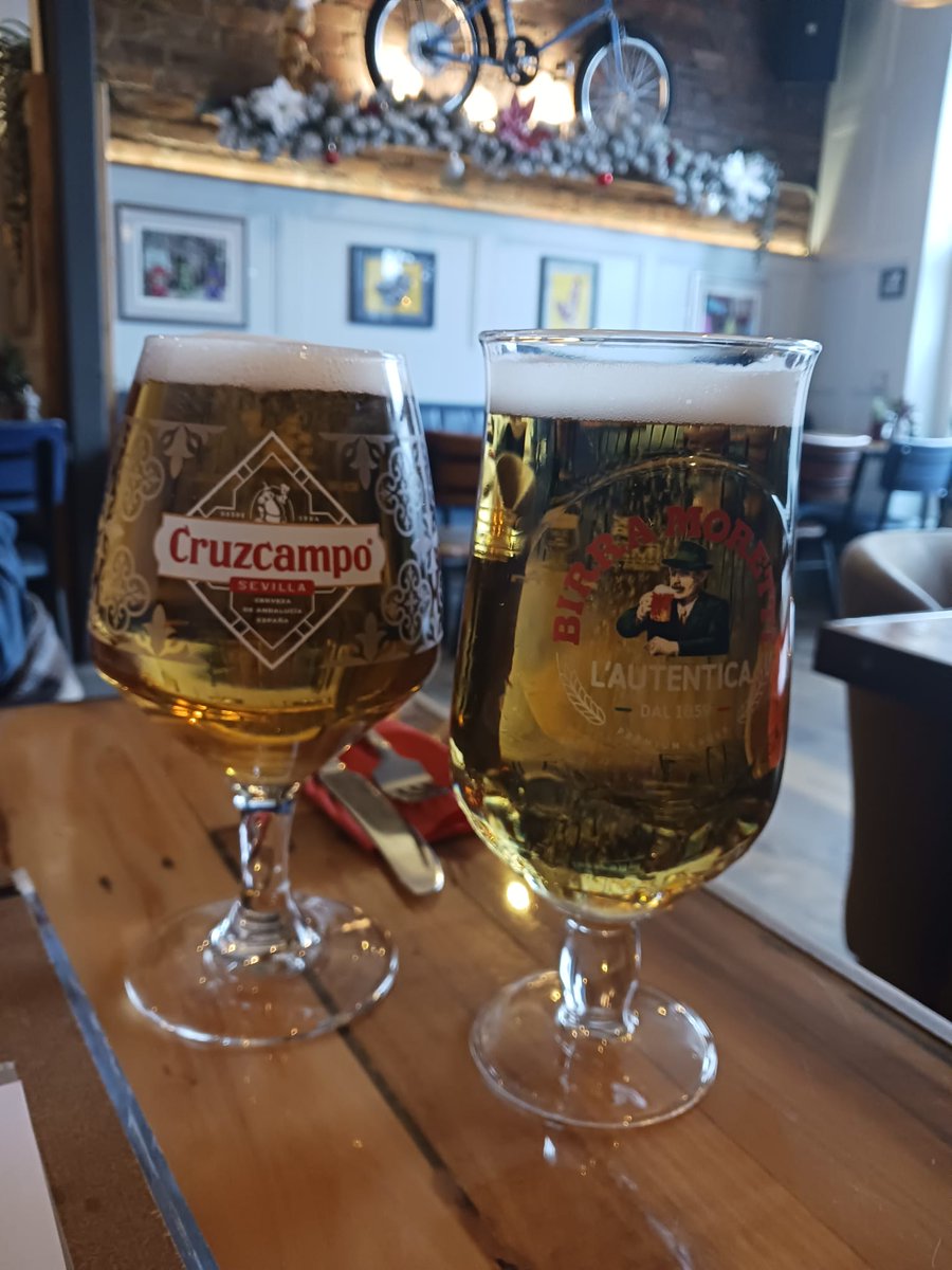 It's #Beeroclock on #MadFriday!!!