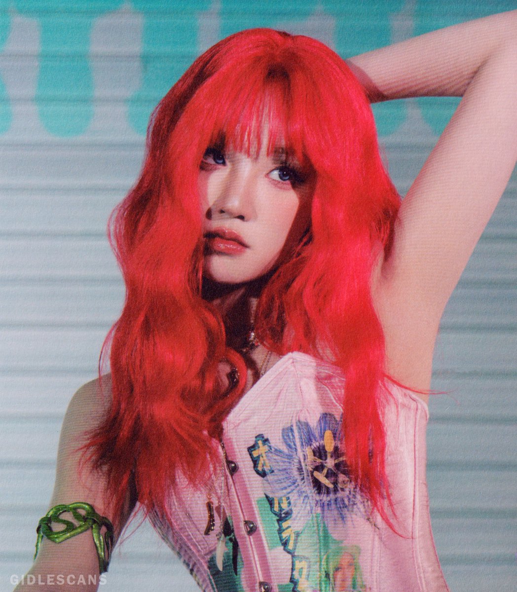 gidlescans's tweet photo. ~•°scan

「 yuqi 'YUQ1' (rabbit ver.) 」

#YUQI #우기 @G_I_DLE https://t.co/r1dGaeO4ab