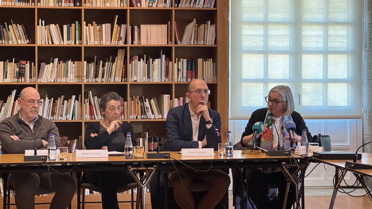 Museo do Pobo Galego (@museodopobo) on Twitter photo 2025 será o #AnoCastelao e traerá moita programación que poderedes seguir a través dun espazo web, presentado hoxe no <a href="/consellocultura/">Consello da Cultura Galega</a>, que acubillará todas as actividades de institucións e entidades da sociedade civil, entre elas o #MuseodoPoboGalego, para celebrar o seu legado. 2025 será o #AnoCastelao e traerá moita programación que poderedes seguir a través dun espazo web, presentado hoxe no <a href="/consellocultura/">Consello da Cultura Galega</a>, que acubillará todas as actividades de institucións e entidades da sociedade civil, entre elas o #MuseodoPoboGalego, para celebrar o seu legado.