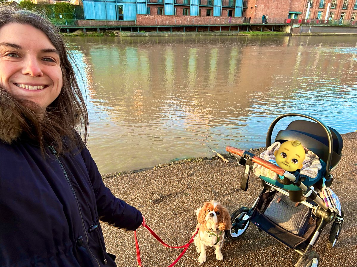 DrAmySuch's tweet photo. How it started v how it’s ended. 

With Xmas festivities just round the corner, today marks my final proper day of #maternityleave. By far the most rewarding yet equally most challenging 7 months of my life. 

Be back with you soon @LWP_EdPsychs 😊

#twittereps #workingmum https://t.co/hG1YRZ06Sa